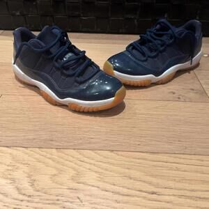 jordan 11 Low Navy Gum size 11.5